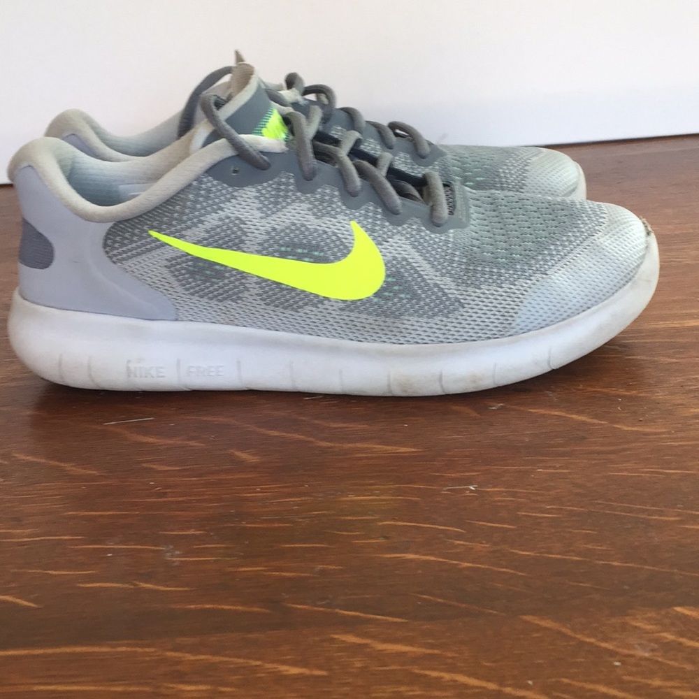 Nike free runs